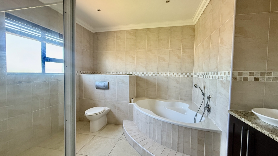 3 Bedroom Property for Sale in Summerstrand Eastern Cape